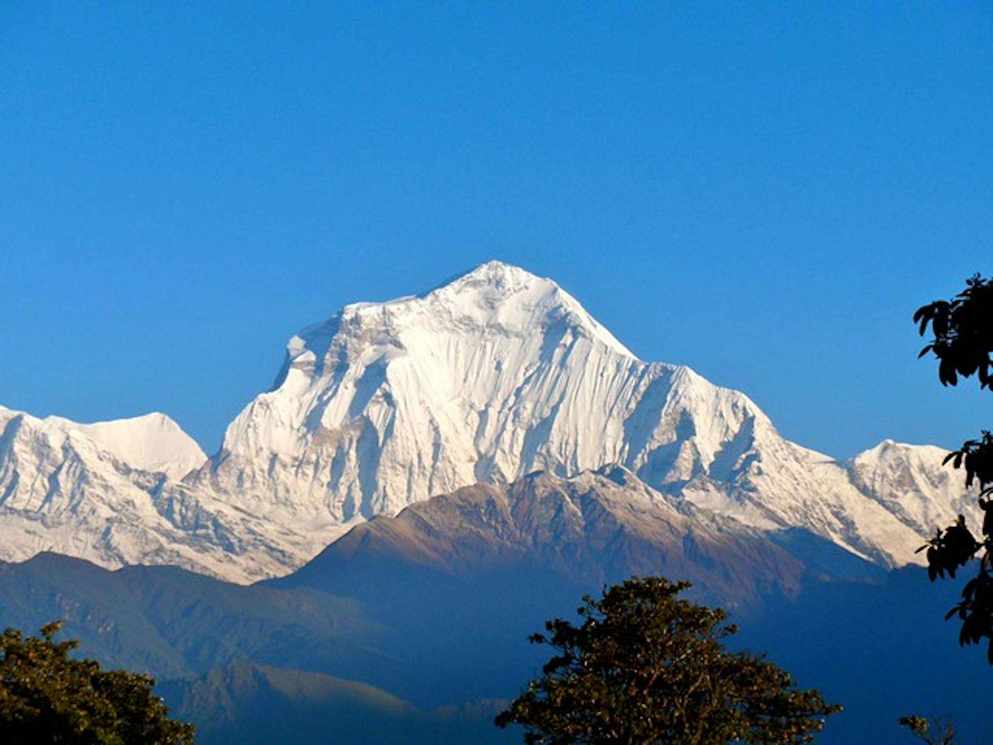 How difficult is the Annapurna Circuit trek?